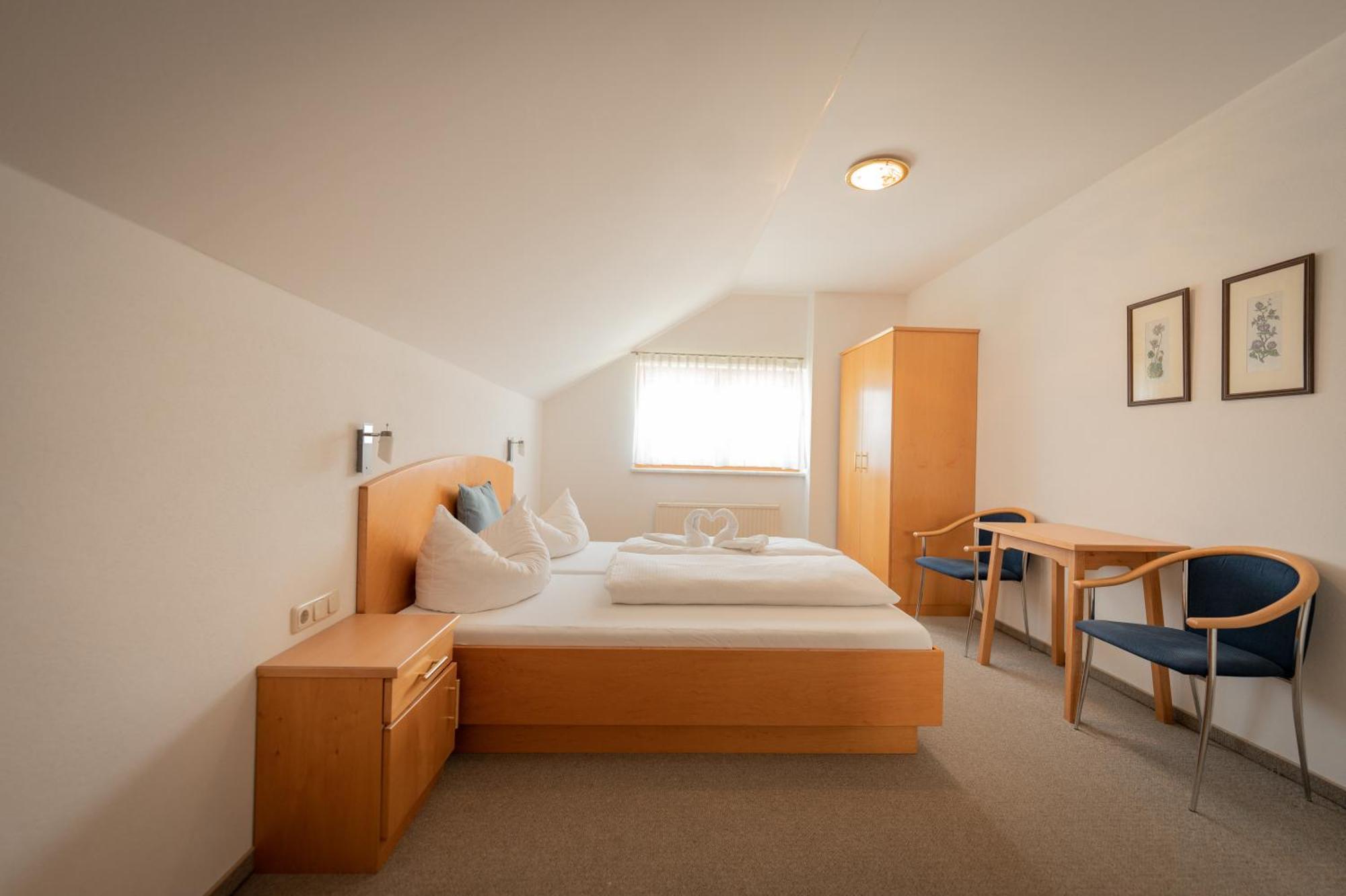 Seegasthof Katschnig Gmbh Unterburg am Klopeiner See Екстериор снимка